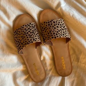 Animal print slides